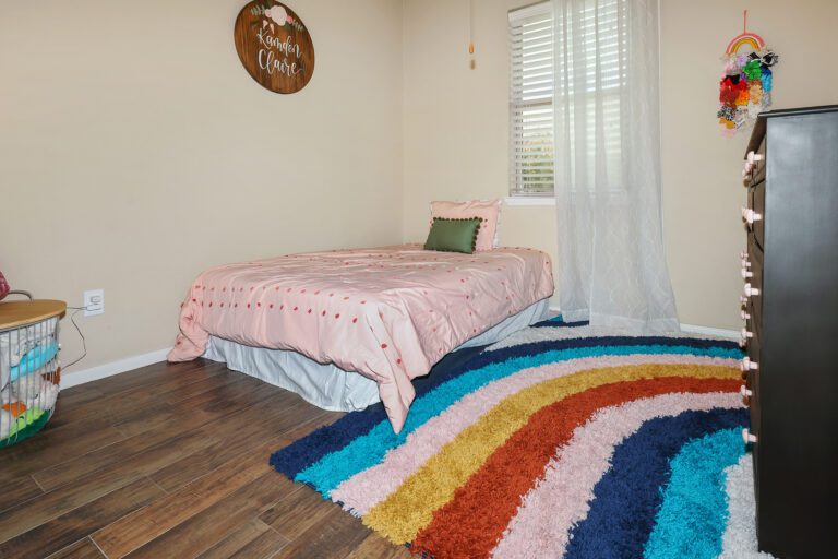 real estate photography guest room